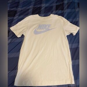 Nike graphic tee